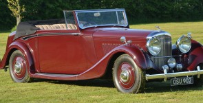 1938 Derby Bentley 4.25 DHC by Hooper