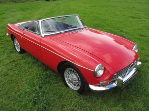 1965 MGB with Heritage shell