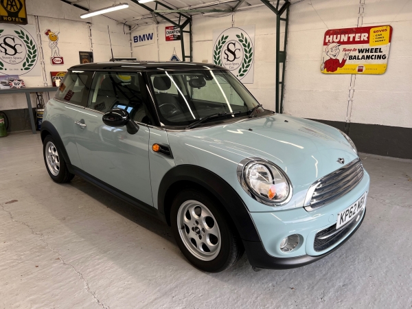 BMW MINI COOPER DIESEL 2012